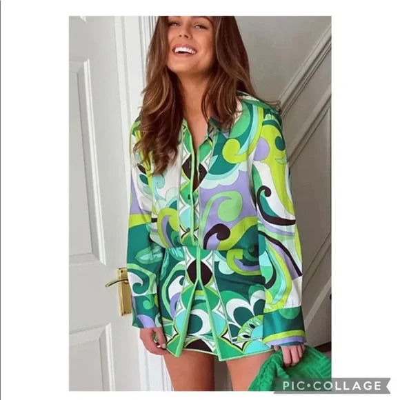 NWT ZARA PRINTED SKIRT